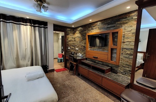 Sector 70 Hotel | Stay At 203