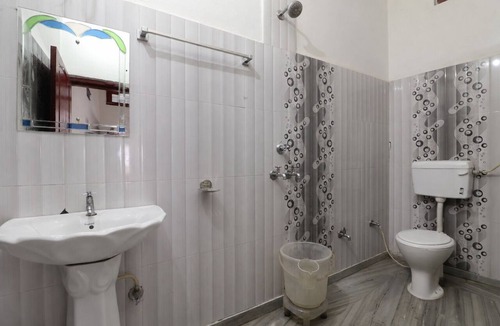 Narainkoti Hotel | Stay To Hotel