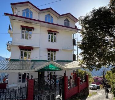 Shimla Hotel | Stayenest Mashobra with balcony view