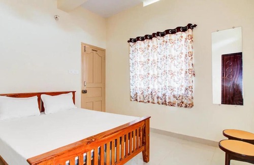 Tirthalli Hotel | STAYMAKER Sri Annapoorneshwari Residency