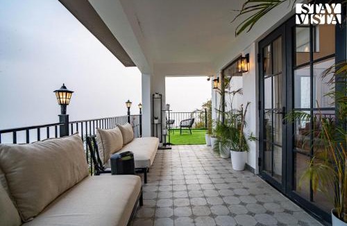 Mussoorie Villa | StayVista at Bourbon Sky with Bonfire, BBQ, Lawn