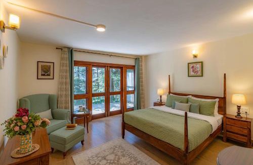 Chhota Shimla Villa | StayVista at Jai Cottage Near Mall Road, with Breakfast