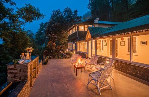 Kasauli Villa | StayVista at Springfield with Bonfire