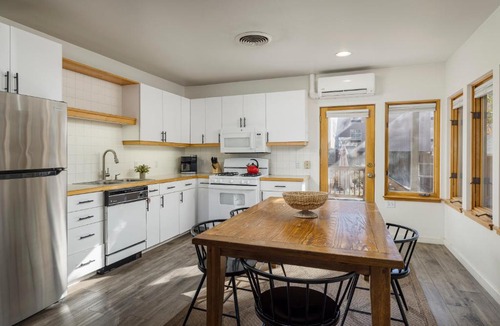 Moab Apartment | Stella Ruby Cottages - Steps to Main Street!
