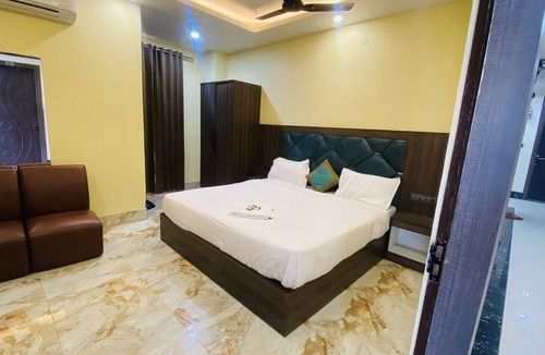 Rishikesh Hotel | Strawbell Residency By YatriMap