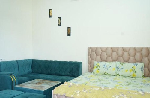 Bullawala Bed & Breakfast | Stunning Luxury 4BHK Villa