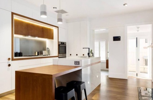 Millers Point Apartment | Stylish 1 Bedroom Apartment in Barangaroo