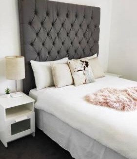Auburn House | Stylish Spacious Auburn 3Bedroom House Near Olympic Park ANZ Stadium DFO Pet Friendly