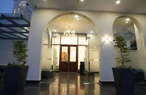 Dehradun Hotel | Su Casa Banquets and Hotel