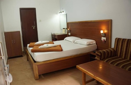 Allahabad Hotel | SUbhash Hotel
