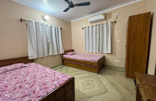 Mayapur Hotel | Sudama Bhavan