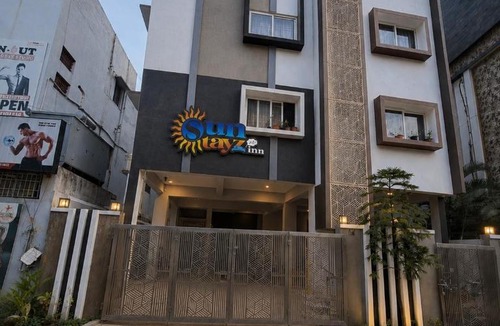Perambur Purasavakam Hotel | Sun Stayz Inn - Anna Nagar