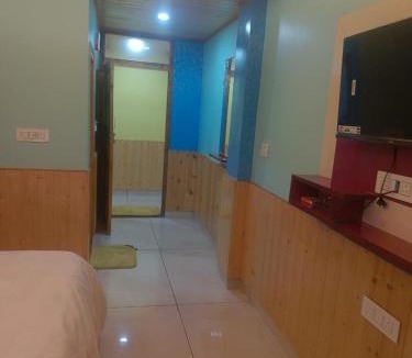 Theog House | Sunrise Homestay Kufri