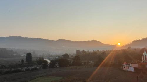 Bageshwar Hotel | Sunrise Vista Resort & Hotel