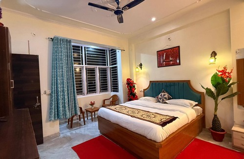 Jhotwara House | Sunshine Stay with Ac 43"smart TV High speed wifi and balcony at peaceful jaipur