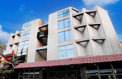 Ballygunge House | Super Collection Avenue FormerlyRockstar