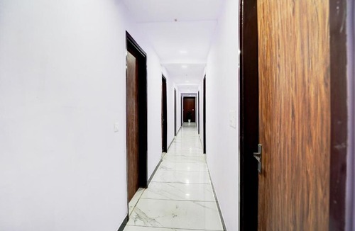 Ghaziabad Hotel | Super Collection O Hotel Star Inn Near By Hindon Airforce Mohan Nagar Ghaziabad