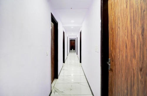 Ghaziabad Hotel | Super Collection O Hotel Star Inn Near By Hindon Airforce Mohan Nagar Ghaziabad