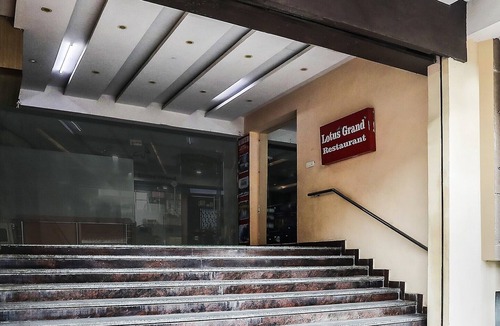 Secunderabad House | Super Collection O Lotus Grand