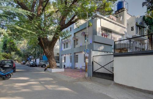 Meera Nagar Hotel | Super Collection O Sunshine Near Inox
