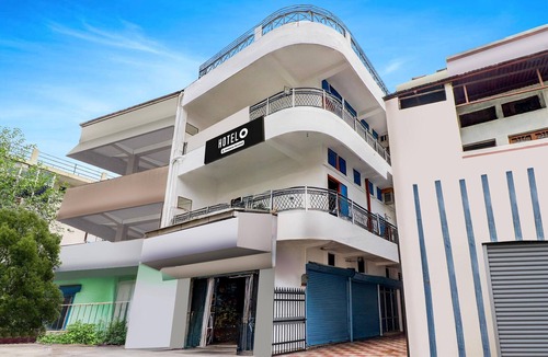 Paltan Bazaar House | Super Deluxe Room Bhagwan Guest House