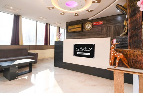 Dhanbad House | Super Deluxe Room Super Collection O