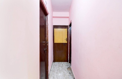 Kolkata House | Super Deluxe RoomJalsaghar