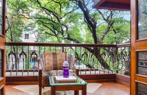 Erandwane House | Super Deluxe Twin Room Shivajii Nagar