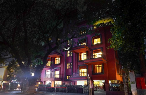 Erandwane House | Super Deluxe Twin Room Shivajii Nagar