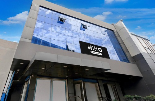 Gorakhpur House | Super Hotel O Ambedkar Park Gorakhpur