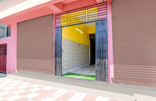 Asansol House | Super Hotel O Chittaranjan Railway Station