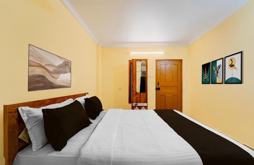 Adoor Apartment | Super Hotel O KSRTC Pandalam Pathanamthitta Formerly Elite Tourist Homes