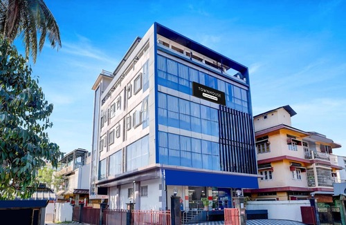 Sualkuchi House | Super Townhouse Bhangagarh Bus Terminal