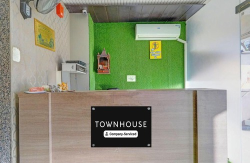 Zirakpur Hotel | Super Townhouse by OYO Old Kalka Ambala Road Formerly Viraj inn