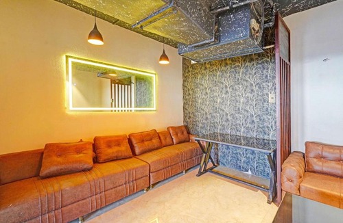 Zirakpur Hotel | Super Townhouse by OYO Old Kalka Ambala Road Formerly Viraj inn