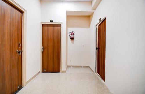 Patna Hotel | Super Townhouse Kumhrar Archeological Park Formerly Hotel Karuna Palace