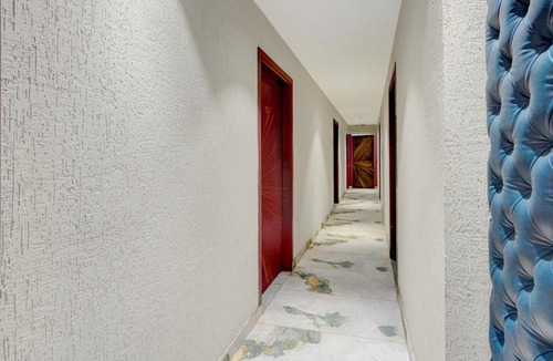 Zirakpur Hotel | Super Townhouse OAK Chandigarh Ambala Expressway Gazipur Formerly Troy Resorts and Wellness