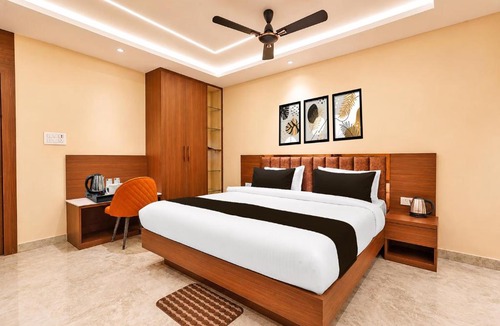 Dhanbad Hotel | Super Townhouse Oak Dhanbad Railway Junction