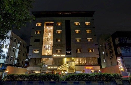 Pimpri Colony House | Super Townhouse OAK Regal Inn