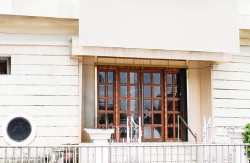 Vashi House | Super Townhouse Oak Vashi