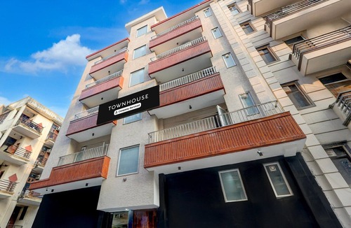 DLF City House | Super Townhouse Phase 3 DLF Cyber City
