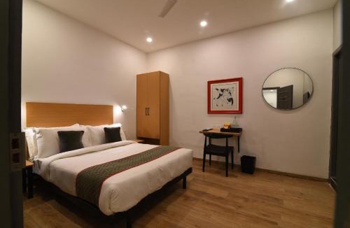 Gopalapuram Hotel | Super Townhouse Royapettah Near U.S Consulate