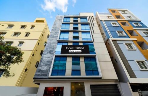 Kondapur Hotel | Super Townhouse Sarath City Mall Hyderabad Formerly Green Leaf