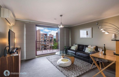 Surry Hills Apartment | Surry Hills with views pool gym plus parking