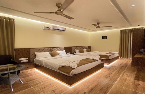 Dindigul Hotel | Suthanthira Stay Inn