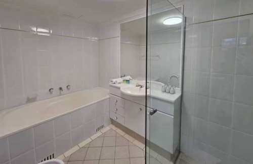 Pyrmont Apartment | Sydney pyrmont 2BR 75 Fish market