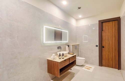 Bail Parao Hotel | Sylvaara Suites by ELIVAAS Jim Corbett