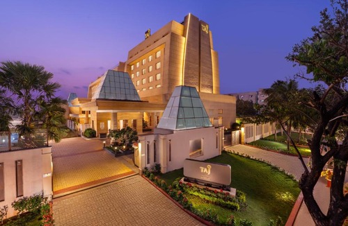 Tirupati Hotel | Taj Tirupati