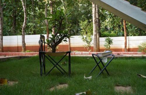 Shrirangapattana Villa | Teak Heaven Villa with Bar