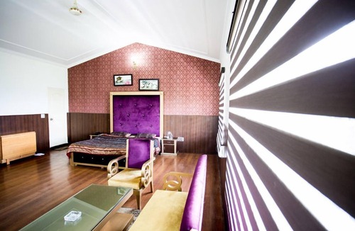 Chamba Hotel | Tehri Club and Resorts
